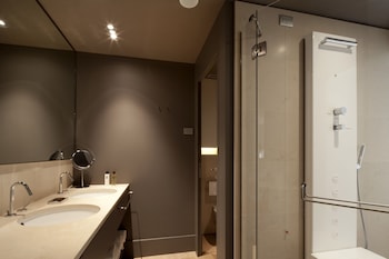 Exclusive Double or Twin Room