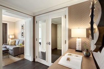Fairmont Gold, Junior Suite, Lake View