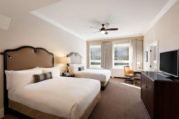 Deluxe Room, 2 Queen Beds