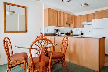 Condo, 2 Bedrooms, Kitchen