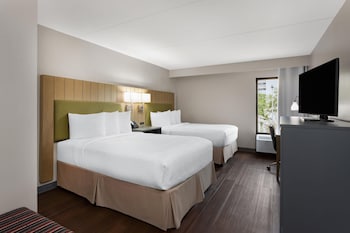 Suite, 2 Double Beds, Non Smoking