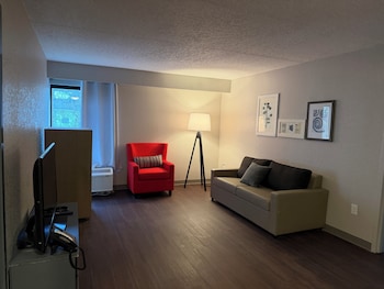 Suite, 1 King Bed, Non Smoking