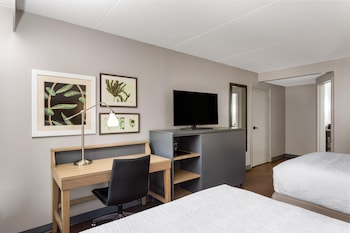 Suite, 2 Double Beds, Non Smoking