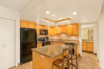 2 Bedroom Deluxe Suite