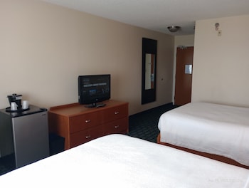 Room, 2 Queen Beds