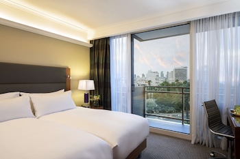 Twin Deluxe Sea View Room