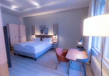 Superior Room, 1 King Bed