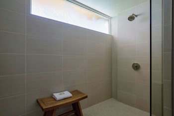 Room, 2 Queen Beds (Na Hale Building)