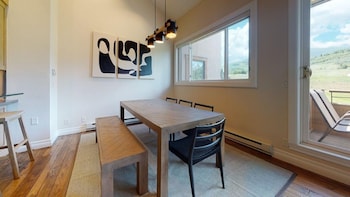 Condo, 2 Bedrooms (Villas 1531)