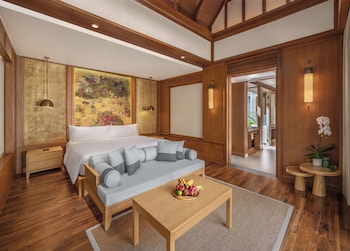 Signature Pool Villa