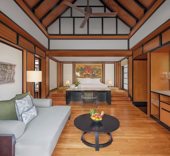 Banyan Pool Villa