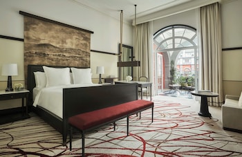 Premier Room, 1 King Bed, Terrace