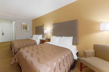 2 Queen Beds, Nonsmoking, Exterior Corridor