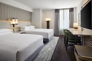 Room, 2 Double Beds (Accessible Tub)
