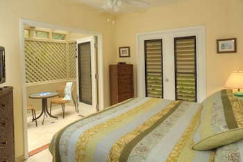 Ocean Lower - King Bed & Sofa Bed