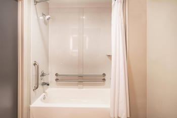Suite, 1 Bedroom, Accessible, Non Smoking (1 King Bed, Mobility, Tub w/Grab Bars)