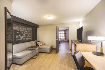 Suite, 1 Bedroom, Non Smoking (2 Queen Beds and 1 Sofa Bed, 2 Rooms)