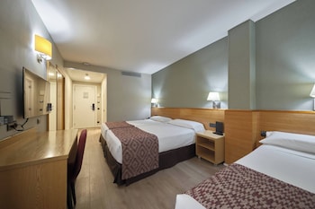 Triple Room (3 adults)