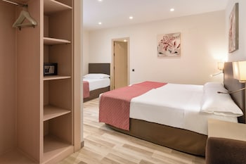Triple Room (3 adults)