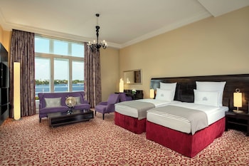 Junior Suite, 2 Twin Beds, Lake View