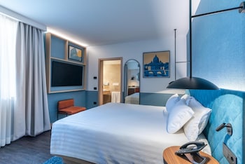 Room, 1 King Bed, Accessible