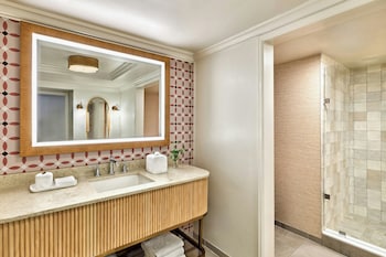 Junior Studio Suite, 2 Queen Beds