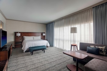 Club Room, 1 King Bed