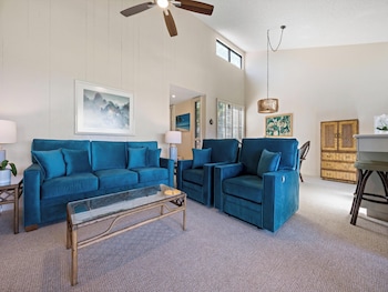 Condo, 1 Bedroom, Ocean View (54D)