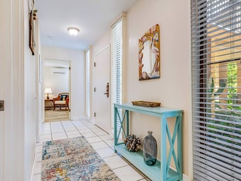 Condo, 1 Bedroom, Garden View (18C)