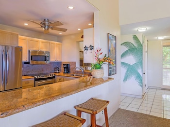 Condo, 2 Bedrooms (51D)