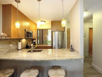 Studio Suite (44B)