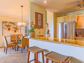 Condo, 2 Bedrooms (51D)