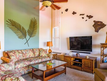Condo, 2 Bedrooms (51D)