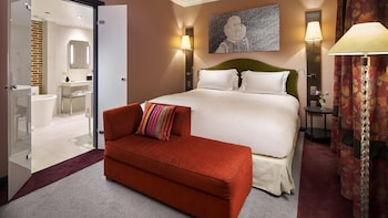 Suite, 1 King Bed (Canal House)