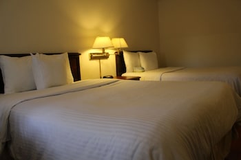 Room, 2 Queen Beds, Non Smoking