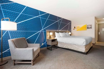 Standard Room, 1 King Bed, Non Smoking
