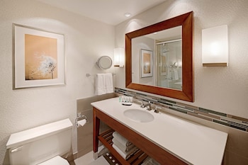 Traditional Room, 1 King Bed