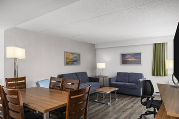 Suite, 2 Queen Beds, Non Smoking (Walk-in Shower;Pet Friendly)