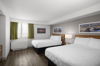 Standard Room, 2 Queen Beds, Non Smoking, Corner