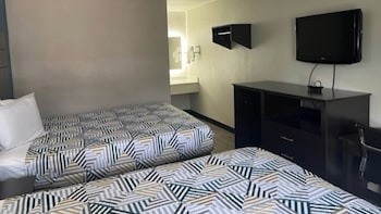 Standard Room, 2 Queen Beds, Non Smoking, Refrigerator & Microwave