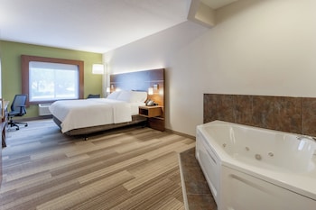 Suite, 1 King Bed, Jetted Tub