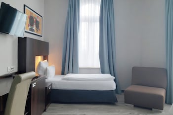 Premium Room, Multiple Beds (Up to 3 Adults)
