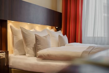 Standard Room, 1 Double Bed