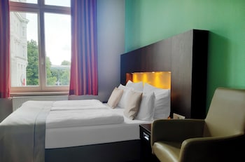 Premium Room, 1 King Bed