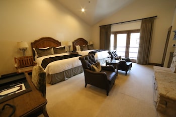 Luxury Loft, 3 Bedrooms, Hot Tub (PREMIUM)