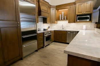 Loft (SULTAN STUDIO)