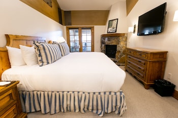 Luxury Suite, 3 Bedrooms (THREE KINGS)