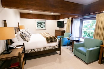 Deluxe Room, 1 King Bed