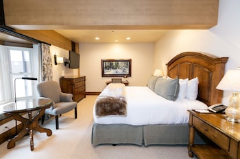 Luxury Suite, 3 Bedrooms, Hot Tub