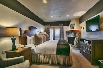 Luxury Suite, 3 Bedrooms, Hot Tub (2 Hot tubs)